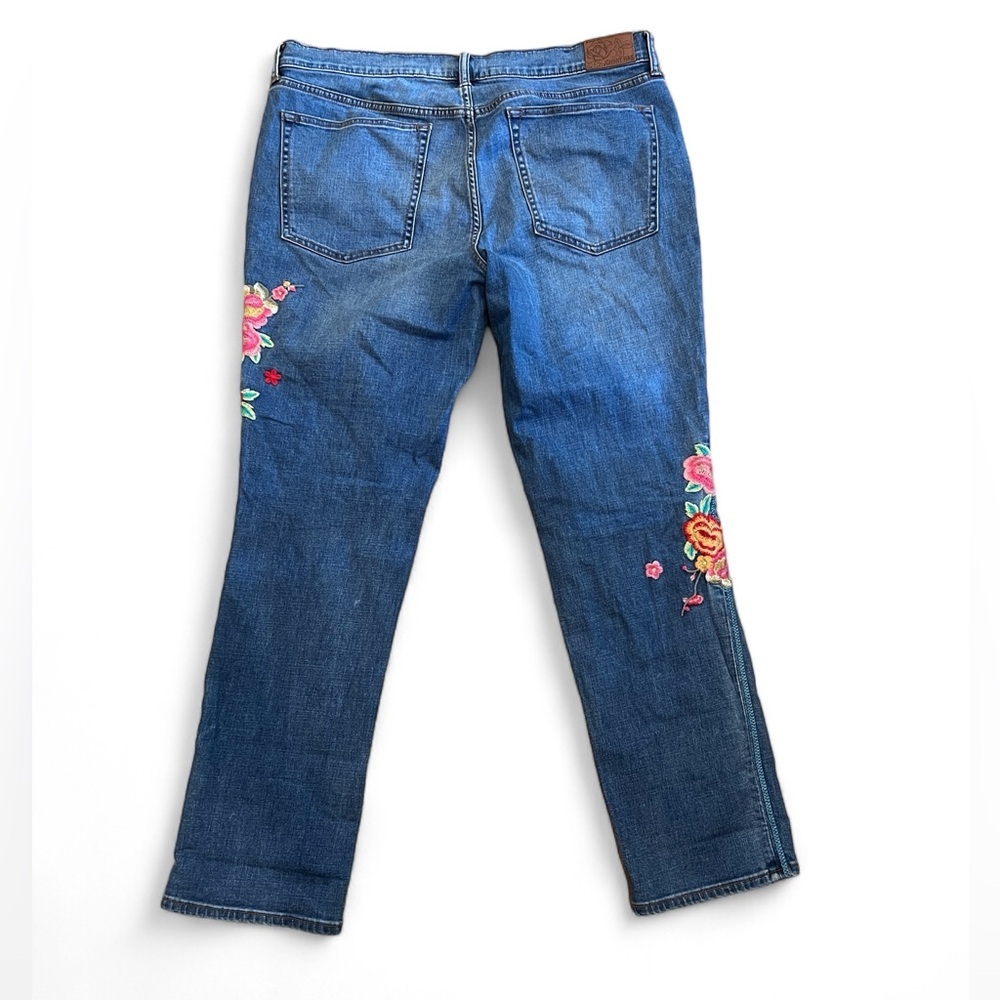 Full length Women’s Johnny Was Embroidered Blossom Boyfriend Jeans size 32 JWLA - Picture 4 of 11